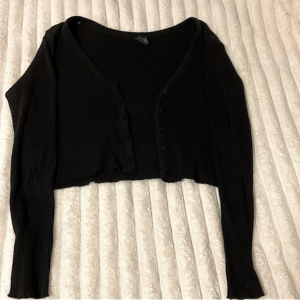 Cute cardigan, wearable for any casual occasion!